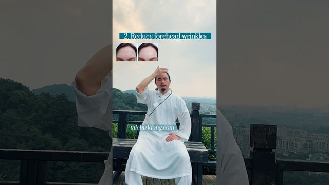 Pat the forehead. смотреть онлайн