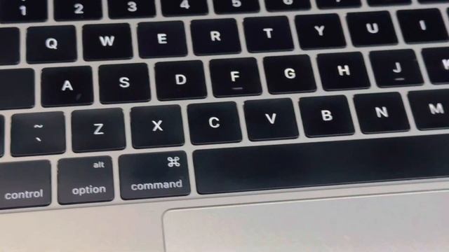 MacBook Pro 2015, 16GB, 512GB, 13inches, Silver, Neat And Clean #applemacbook #applemacbookpro