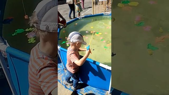 Новый способ поймать рыбу!!!!? a new way to catch fish!!! смотреть онлайн