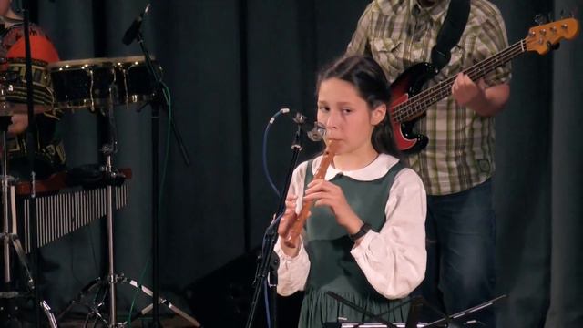 “the Sea Song” the RAINDROPS смотреть онлайн