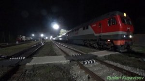 Прибытие поезда 114с на станцию Волгодонская ночью в мае.