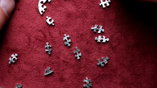 Solving The TINIEST Jigsaw Coin Puzzle!! (I Need Your Help!) смотреть онлайн