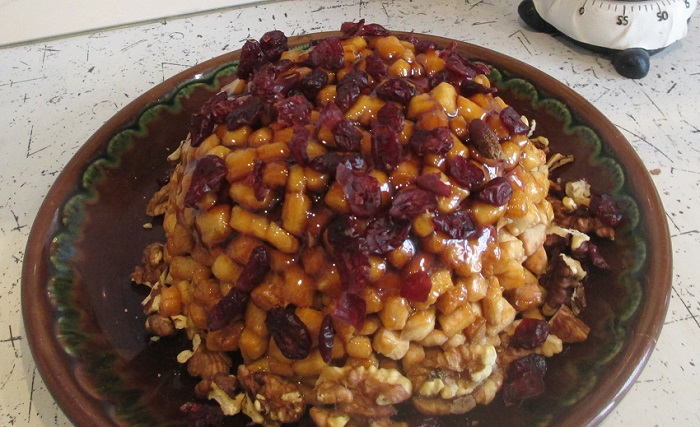 Чак-чак (медовая горка) смотреть онлайн