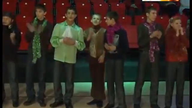 Серик Сапиев и Илья Ильин поздравили ребят смотреть онлайн