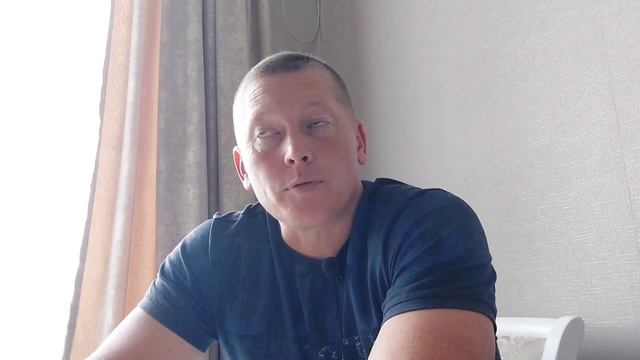 Почему всегда такой весёлый? смотреть онлайн
