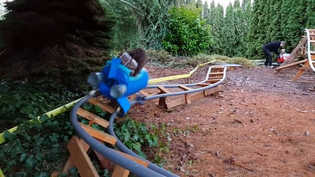 Initial run of the Red Racer backyard roller coaster cart on the little rocket track. смотреть онлайн