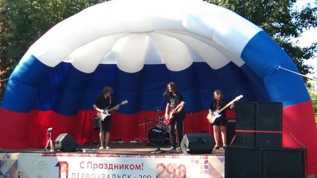 Децибелы - Creep смотреть онлайн