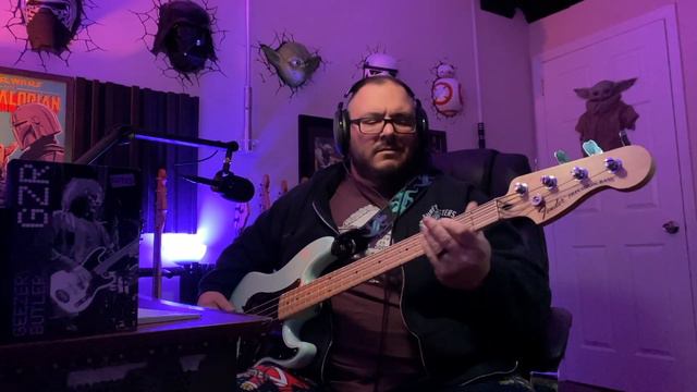 EMG GZR Pickups Squire Bass Classic vibe upgrade p bass Review by Nick From Arcane Sanctuary смотреть онлайн