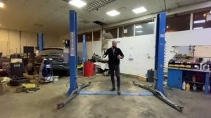 Как выбрать Подъемник? Обзор T4/T4i Двухстоечный гидравлический автомобильный Прямые и кривые лапы?