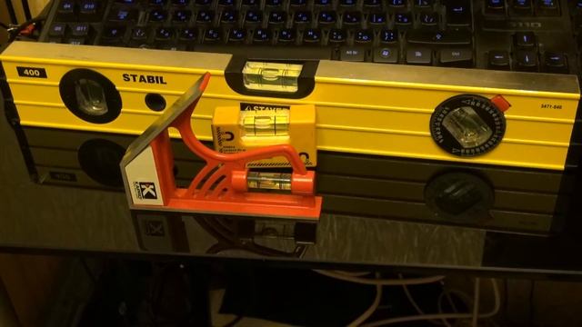 Угольник-уровень KAPRO - как такое может быть или где качество???.... смотреть онлайн