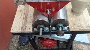 Плющилка зерна, самоделка, давилка пшеницы, кукурузы, овса, ячменя.