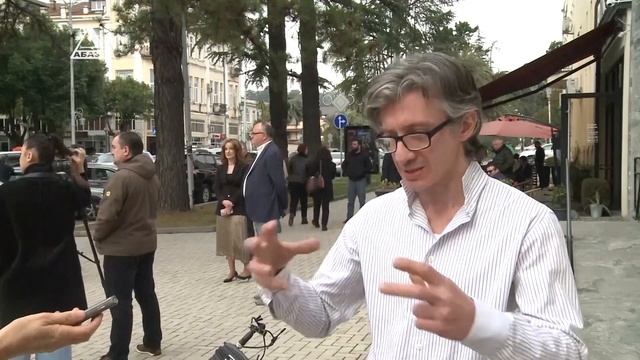 В Сухуме появился новый фонтан с питьевой водой смотреть онлайн