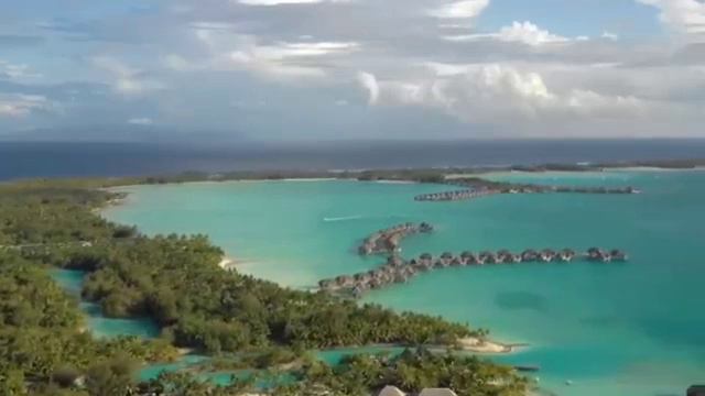 Drone-4k-footage-bora-bora-beach-french_clip3