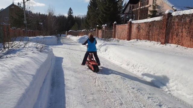 Сноубайк. Лиза. Первая поездка. смотреть онлайн