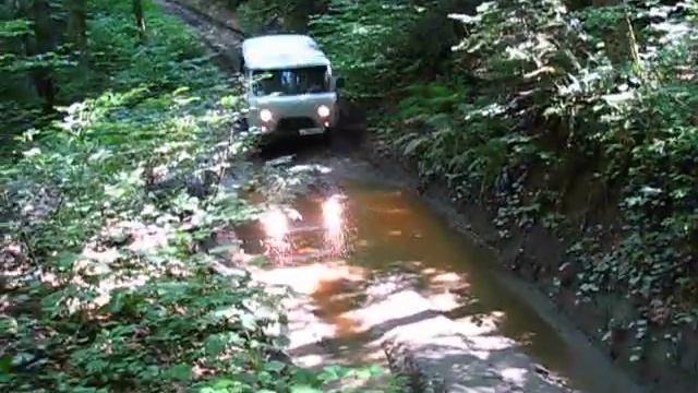 по бездорожью. гора Коготь.AVI смотреть онлайн