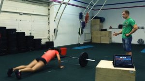 Кроссфит (CrossFit) соревнования. Демонстрационное видео выполнения третьего комплекса