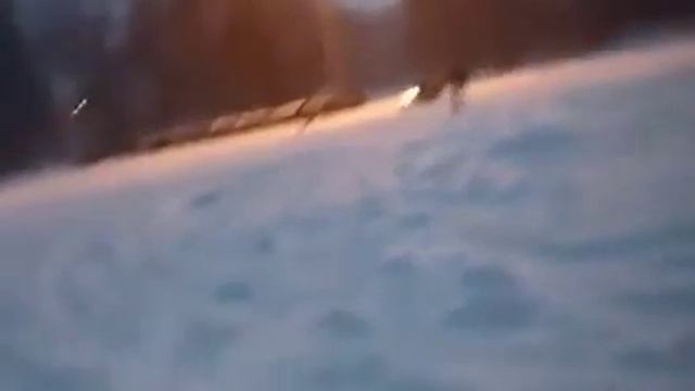 На Куликовом поле сноуборд прицепили к квадроциклу смотреть онлайн