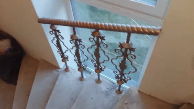 Кованые перила с акриловыми балясинами смотреть онлайн