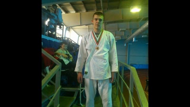 Наши чемпионы по Армейскому Рукопашному Бою) смотреть онлайн