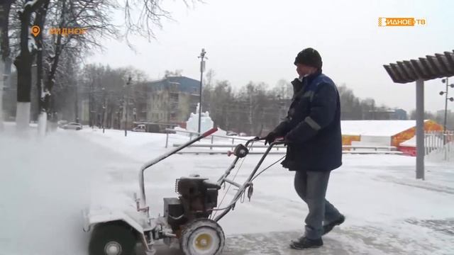«Дежурный по району» - уборка снега на улицах Видного смотреть онлайн