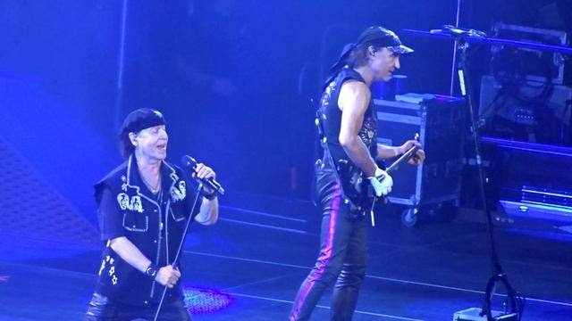 Scorpions - No One Like You - Live @ Kia Forum - Inglewood, Ca - Oct 4, 2022 смотреть онлайн
