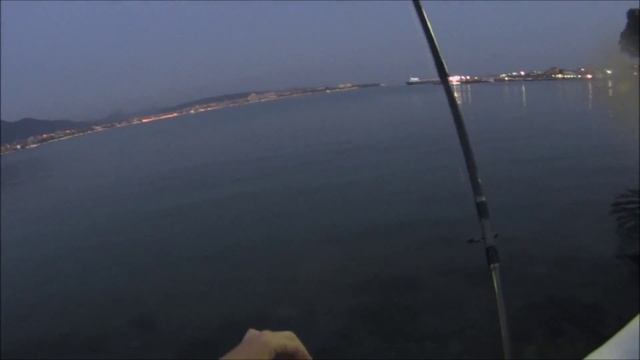 Ловля скорпены на спиннинг с берега в Черном море смотреть онлайн