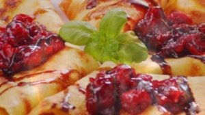 Почему на Масленицу пекут блины.