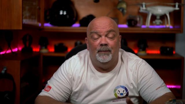 Compact VS Mirrorless for underwater смотреть онлайн