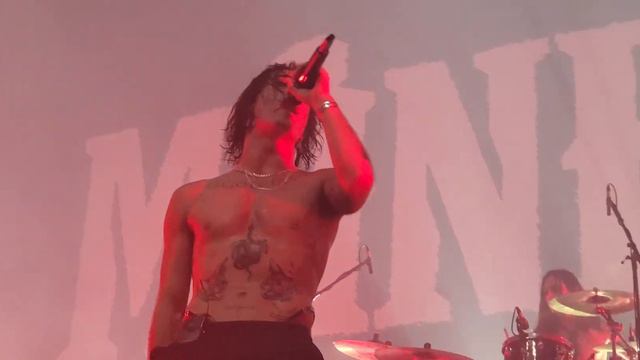 MAMMAMIA - Måneskin смотреть онлайн