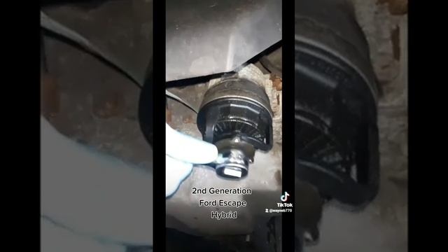 2008 Ford Escape Hybrid 2.3L Oil Change