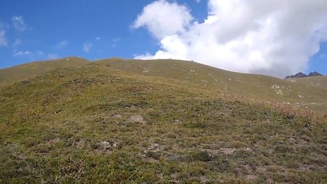 Восхождение на 2K ). Аджара. Вид на гору Кардывач, гору Ауадхара и 7 Озер. смотреть онлайн