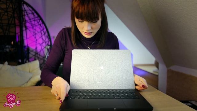 MacBook Pro ausgepackt - Space Black VS. Space Grey смотреть онлайн