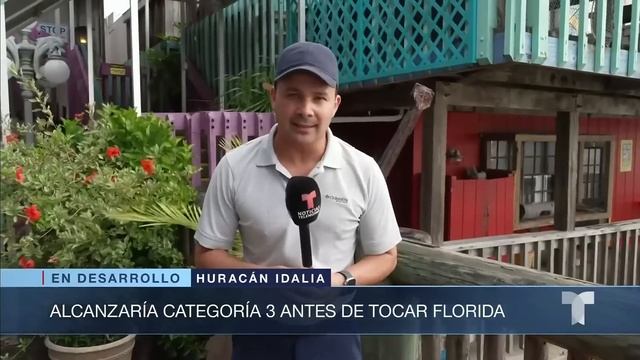 Florida se alista para recibir al huracán Idalia | Noticias Telemundo смотреть онлайн