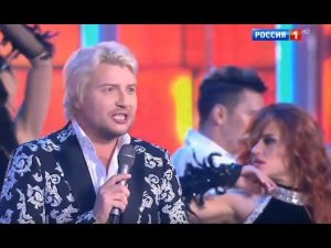 Николай Басков - Обниму тебя | Субботний вечер от 12.11.2016