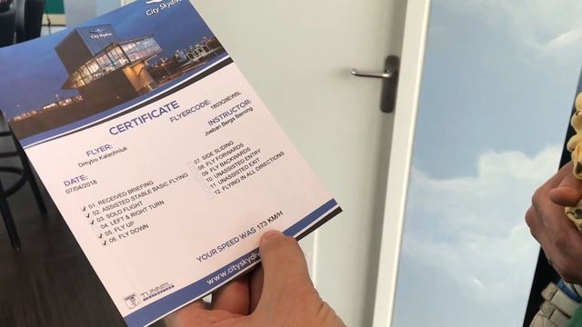 [Истории из Голландии] 3. Skydive или как я летал в аэротрубе смотреть онлайн