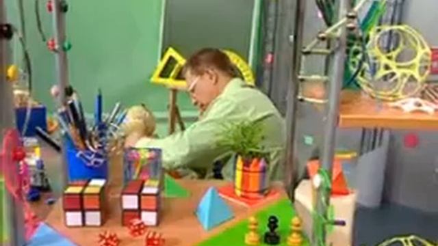 Математика. Математика в криптографии. Неевклидова геометрия. 32 выпуск. смотреть онлайн