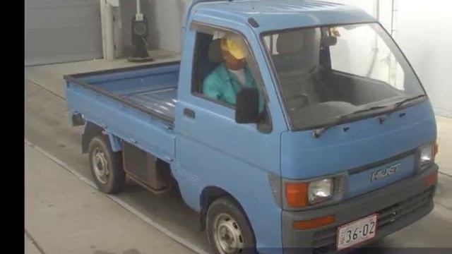 1995 DAIHATSU HIJET VAN SDX S100P смотреть онлайн