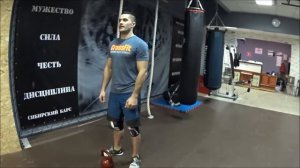 Техника выполнения махи гирей. Упражнения в кроссфите.