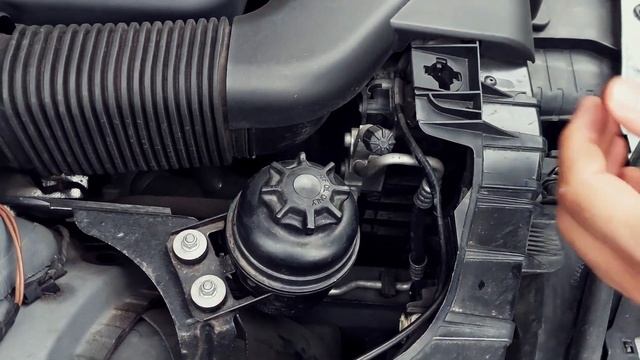 E87 Front Light Bulb Change - Yellow To White Light Change - EASY!