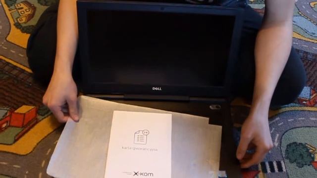Dell Inspiron 7577 - Unboxing смотреть онлайн