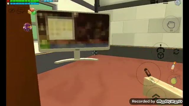 беги в Roblox в Chicken Gun!!!! сразу 7 голова грустная ??? смотреть !!!