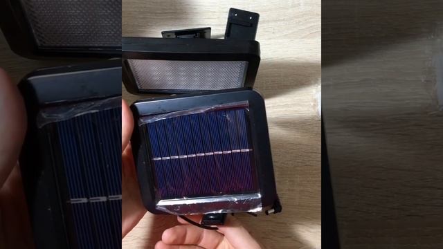 Фонарь с проводом на солнечной батарее смотреть онлайн