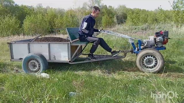 самодельный мотоблок на базе кпп Урал. буксуем. перевозка земли дубль два. смотреть онлайн