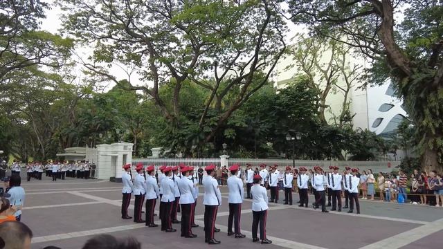 President Halimah Yacob at Changing of Guards Ceremony before she ORD, on 3 Sept 23, March In & Off смотреть онлайн