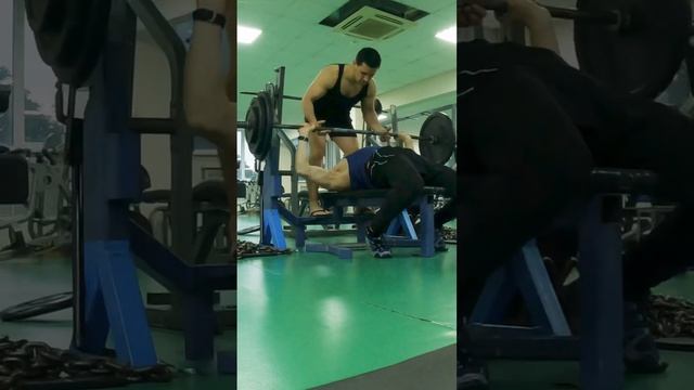 100кг (сотку) на максимум. Когда есть желание, нет оправданий! смотреть онлайн