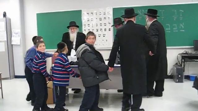 Upsherin-Shlomo Zalman смотреть онлайн