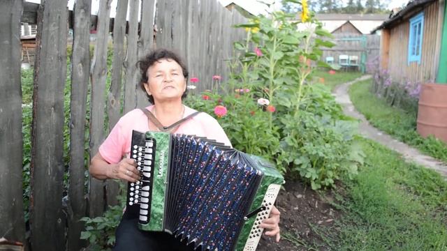 Светлана Акимовна 70лет и Баян смотреть онлайн