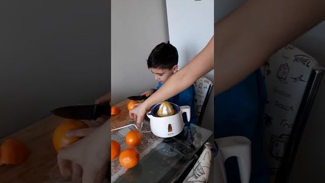 Efe sıkma portakal suyu смотреть онлайн