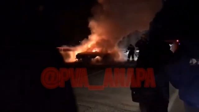 В районе Анапы загорелась машина смотреть онлайн