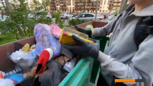 РОЮСЬ В ПОМОЙКАХ смотреть онлайн